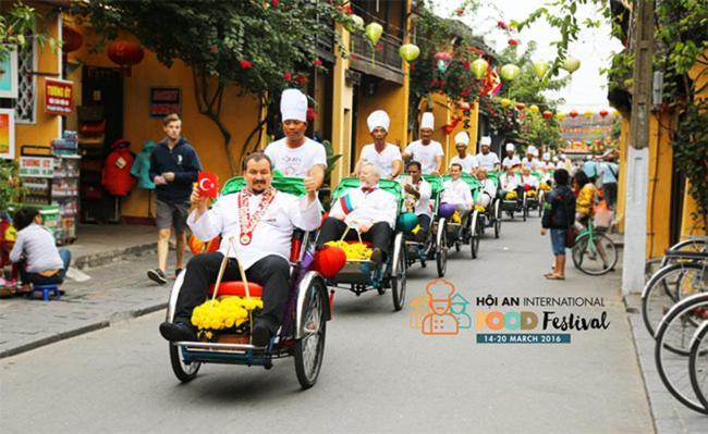 Hoa Mau Don * Hoi An